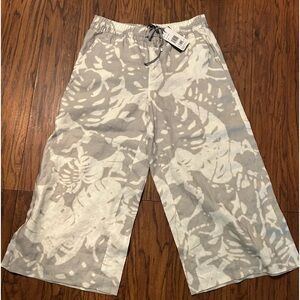 Women’s Linen Wide Leg Capri Pants